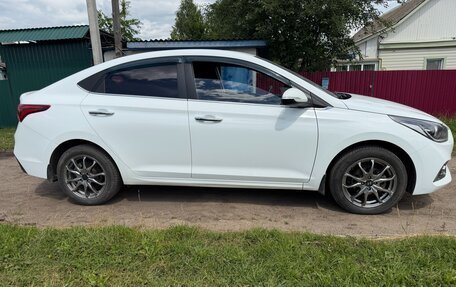 Hyundai Solaris II рестайлинг, 2017 год, 1 265 000 рублей, 8 фотография