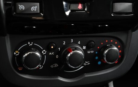 Renault Duster I рестайлинг, 2017 год, 1 670 000 рублей, 12 фотография