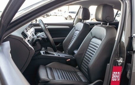 Volkswagen Passat B8 рестайлинг, 2017 год, 1 695 000 рублей, 11 фотография