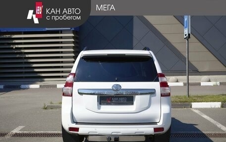 Toyota Land Cruiser Prado 150 рестайлинг 2, 2016 год, 4 193 800 рублей, 4 фотография