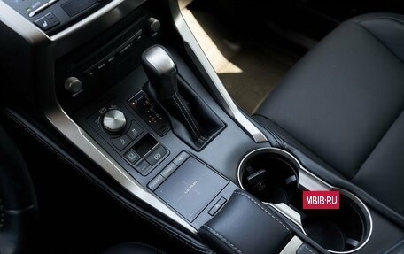 Lexus NX I, 2018 год, 3 157 400 рублей, 10 фотография