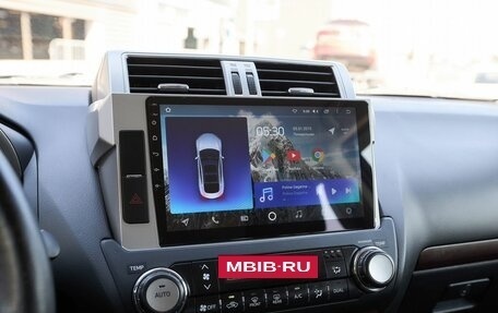 Toyota Land Cruiser Prado 150 рестайлинг 2, 2016 год, 4 193 800 рублей, 10 фотография