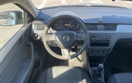 Skoda Rapid I, 2015 год, 699 000 рублей, 10 фотография