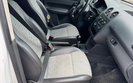 Volkswagen Caddy III рестайлинг, 2011 год, 375 000 рублей, 4 фотография