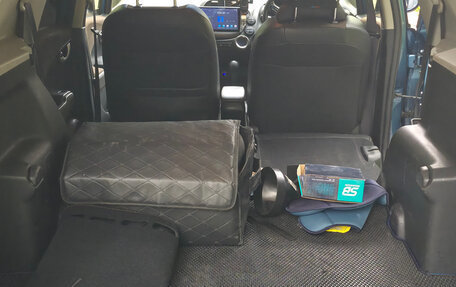 Honda Fit Shuttle I рестайлинг, 2012 год, 1 050 000 рублей, 13 фотография