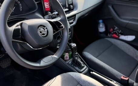 Skoda Rapid II, 2021 год, 1 050 000 рублей, 9 фотография