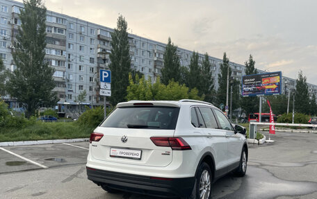 Volkswagen Tiguan II, 2018 год, 2 499 000 рублей, 5 фотография