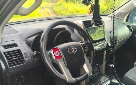 Toyota Land Cruiser Prado 150 рестайлинг 2, 2013 год, 3 100 000 рублей, 7 фотография