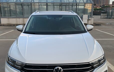 Volkswagen T-Roc I, 2021 год, 2 050 000 рублей, 14 фотография