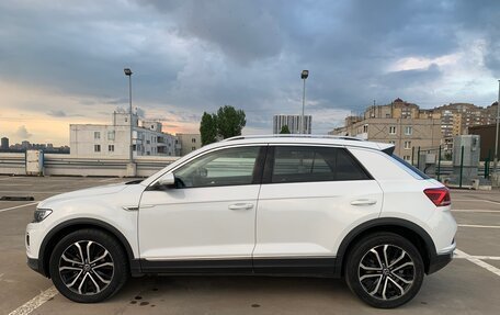 Volkswagen T-Roc I, 2021 год, 2 050 000 рублей, 7 фотография