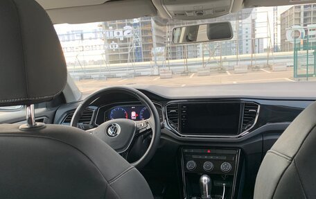 Volkswagen T-Roc I, 2021 год, 2 050 000 рублей, 15 фотография