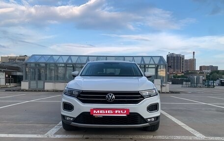 Volkswagen T-Roc I, 2021 год, 2 050 000 рублей, 26 фотография