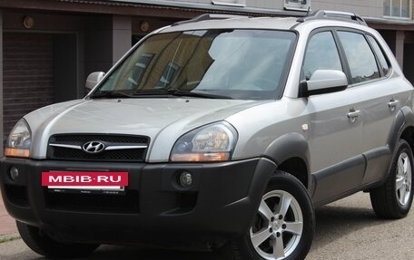 Hyundai Tucson III, 2009 год, 1 120 000 рублей, 2 фотография