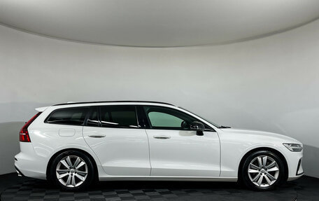 Volvo V60 II, 2018 год, 2 297 000 рублей, 4 фотография