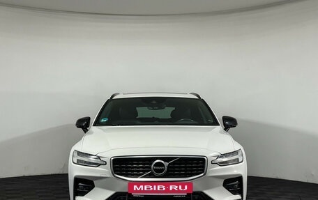 Volvo V60 II, 2018 год, 2 297 000 рублей, 2 фотография
