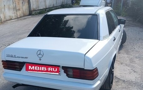 Mercedes-Benz 190 (W201), 1983 год, 350 000 рублей, 4 фотография
