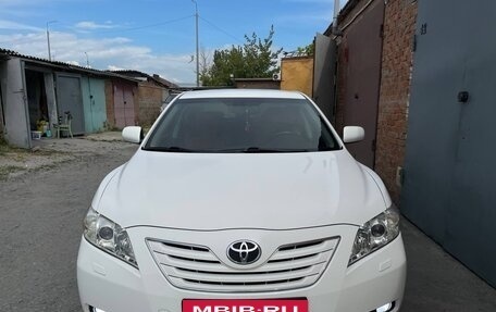 Toyota Camry, 2007 год, 1 300 000 рублей, 4 фотография
