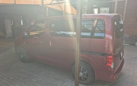Nissan NV200, 2012 год, 1 550 000 рублей, 5 фотография