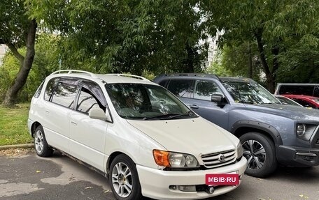 Toyota Ipsum II, 2000 год, 349 000 рублей, 2 фотография