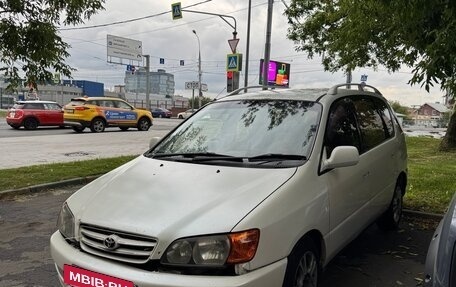 Toyota Ipsum II, 2000 год, 349 000 рублей, 3 фотография