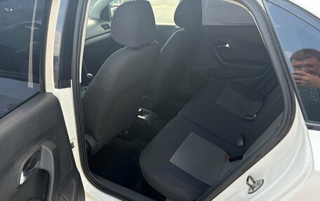 Volkswagen Polo VI (EU Market), 2013 год, 645 000 рублей, 6 фотография