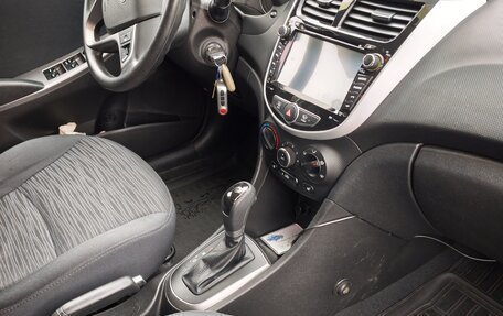 Hyundai Solaris II рестайлинг, 2014 год, 959 000 рублей, 9 фотография