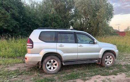 Toyota Land Cruiser Prado 120 рестайлинг, 2008 год, 2 400 000 рублей, 2 фотография