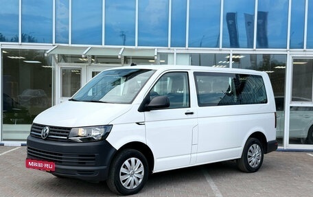 Volkswagen Caravelle T6 рестайлинг, 2018 год, 3 300 000 рублей, 5 фотография
