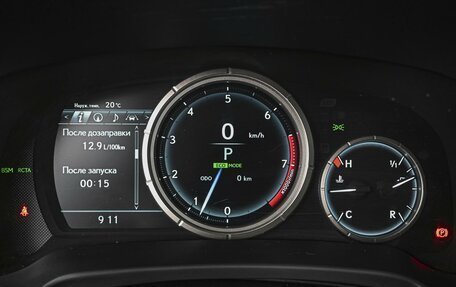 Lexus RX IV рестайлинг, 2019 год, 5 200 000 рублей, 27 фотография