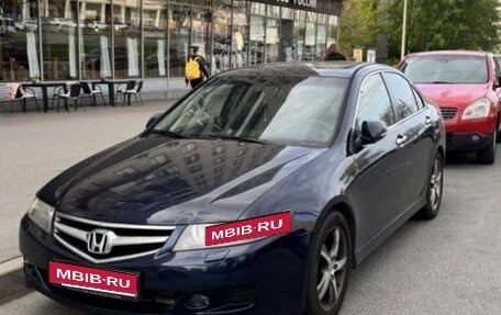 Honda Accord VII рестайлинг, 2008 год, 600 000 рублей, 1 фотография