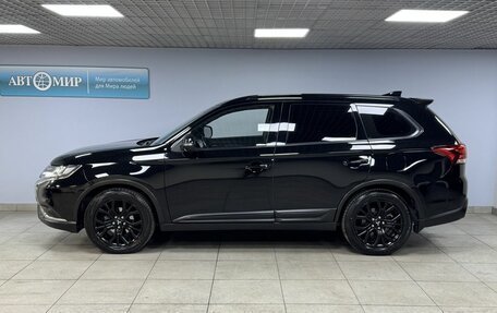 Mitsubishi Outlander III рестайлинг 3, 2021 год, 2 120 000 рублей, 4 фотография