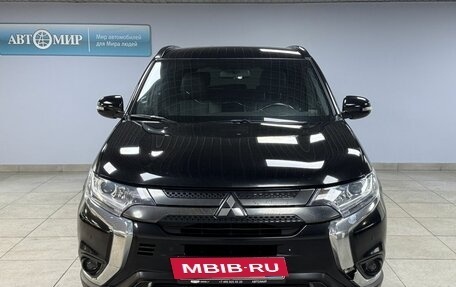 Mitsubishi Outlander III рестайлинг 3, 2021 год, 2 120 000 рублей, 2 фотография