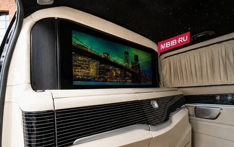 Mercedes-Benz V-Класс, 2022 год, 18 990 000 рублей, 24 фотография