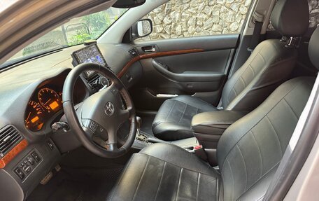 Toyota Avensis III рестайлинг, 2006 год, 900 000 рублей, 9 фотография