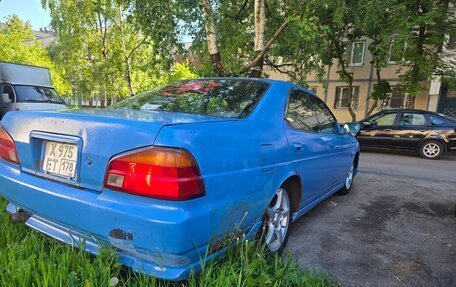 Nissan Laurel VIII, 1999 год, 400 000 рублей, 2 фотография
