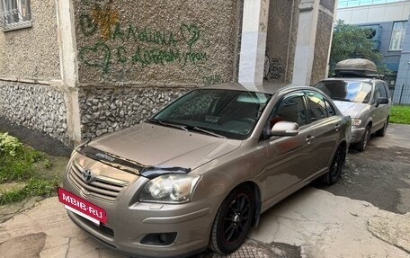 Toyota Avensis III рестайлинг, 2006 год, 900 000 рублей, 5 фотография