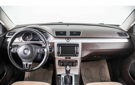 Volkswagen Passat B7, 2011 год, 959 000 рублей, 12 фотография