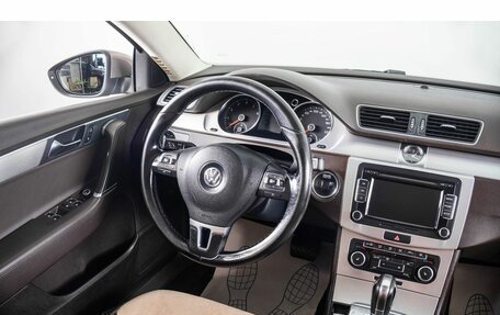 Volkswagen Passat B7, 2011 год, 959 000 рублей, 11 фотография