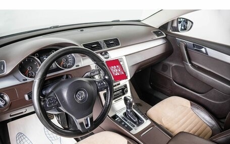 Volkswagen Passat B7, 2011 год, 959 000 рублей, 7 фотография