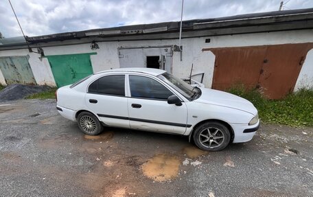 Mitsubishi Carisma I, 2003 год, 160 000 рублей, 3 фотография