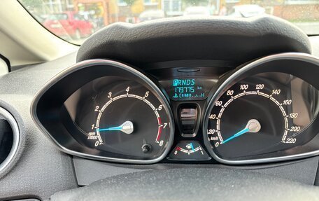 Ford Fiesta, 2015 год, 590 000 рублей, 10 фотография