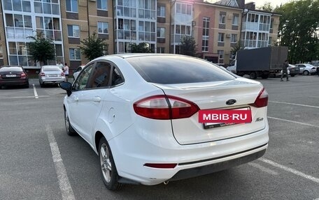 Ford Fiesta, 2015 год, 590 000 рублей, 7 фотография