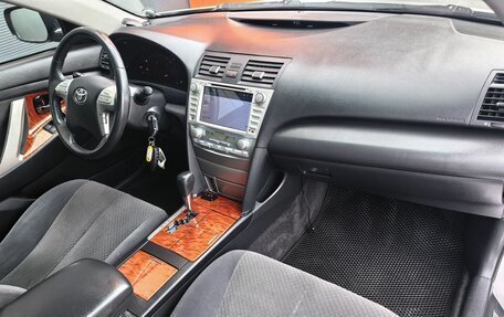 Toyota Camry, 2008 год, 1 299 000 рублей, 10 фотография