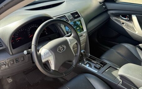 Toyota Camry, 2010 год, 980 000 рублей, 6 фотография