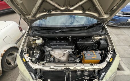 Toyota Ipsum II, 2002 год, 720 000 рублей, 13 фотография