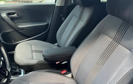 Volkswagen Polo VI (EU Market), 2016 год, 1 300 000 рублей, 8 фотография
