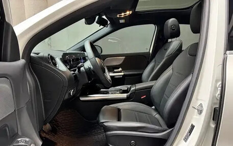 Mercedes-Benz GLA, 2022 год, 2 000 100 рублей, 8 фотография