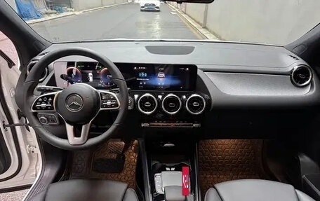 Mercedes-Benz GLA, 2022 год, 2 000 100 рублей, 10 фотография
