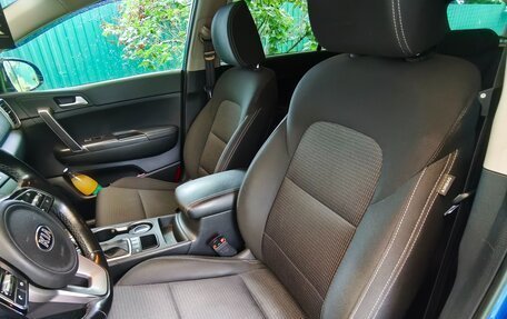 KIA Sportage IV рестайлинг, 2019 год, 2 400 000 рублей, 11 фотография