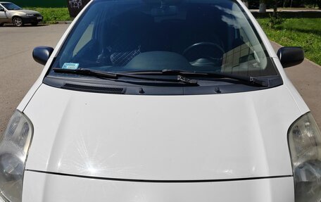 Toyota Yaris III рестайлинг, 2008 год, 550 000 рублей, 8 фотография